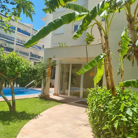 Lets In The Sun Playa Fontanilla מארבלה