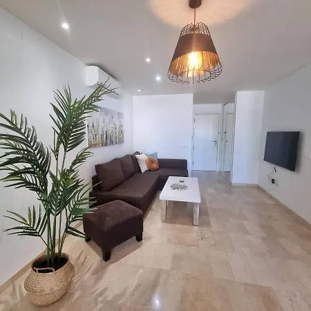 Lets In The Sun Playa Fontanilla דירה *