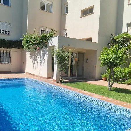 Lets In The Sun Playa Fontanilla Appartement Marbella