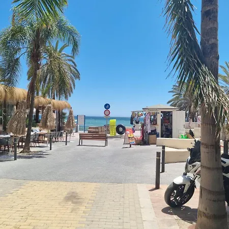 Lets In The Sun Playa Fontanilla * 马尔韦利亚