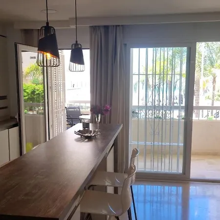 Lets In The Sun Playa Fontanilla Apartment *