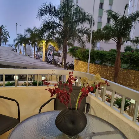 Apartment Lets In The Sun Playa Fontanilla Marbella
