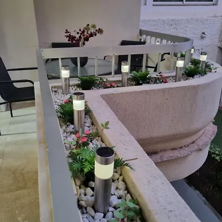 Lets In The Sun Playa Fontanilla Appartement Marbella