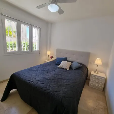 Lets In The Sun Playa Fontanilla Lejlighed